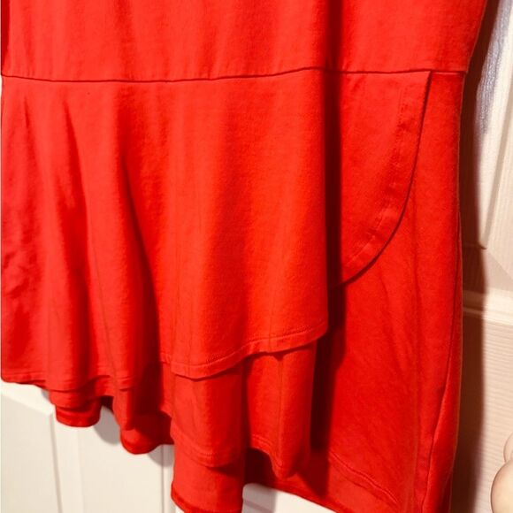 Isaac Mizrahi Red Peplum Short Sleeve Top - Picture 3 of 9
